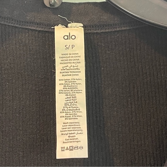 Alo Ribbed Sea Coast Cropped Short Sleeve Tee Size Small Color Black - Picture 3 of 8